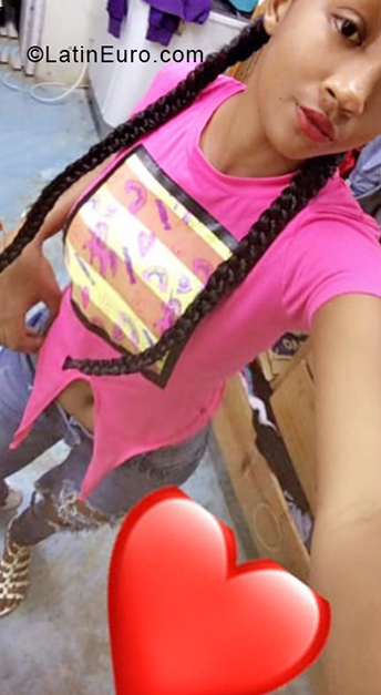 Date this cute Dominican Republic girl Danylis from San Pedro De Macoris DO34063