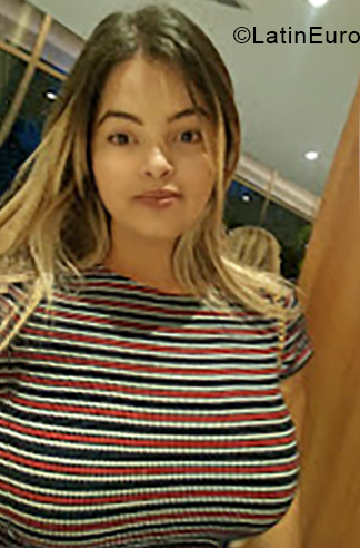 Date this cute Brazil girl Monique from Sao Paulo BR10781