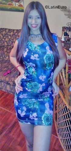 Date this happy Venezuela girl Daniela from Maturin VE2182