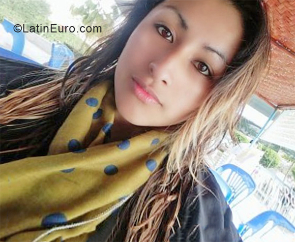 Date this good-looking Peru girl Naysha from Tacna PE1363