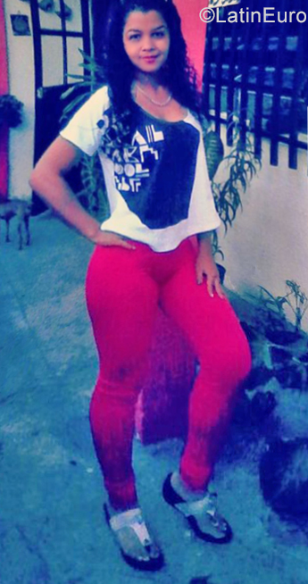 Date this hard body Venezuela girl Odaye from San Felipe VE2267