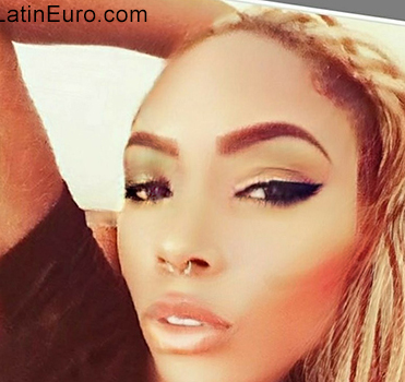 Date this cute Colombia girl Edith from Medellin CO25282