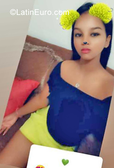 Date this fun Dominican Republic girl Fatima from Santiago DO34709