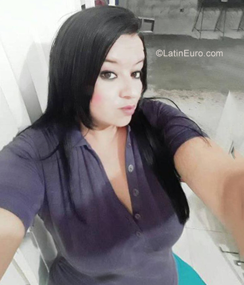 Date this beautiful Colombia girl Juliana from Bogota CO25379