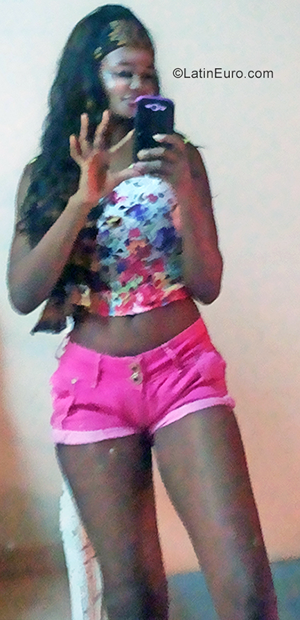 Date this charming Colombia girl Lucia from Pereira CO25483