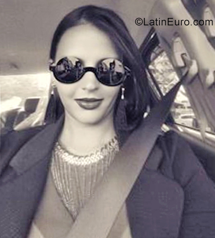 Date this funny Dominican Republic girl ZULEIKA from Bani DO35043