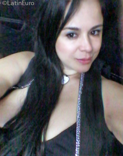 Date this fun Colombia girl Luce from Medellin CO25568