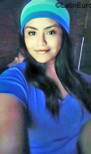 Date this stunning Venezuela girl Roxana from villa bruzual VE2510