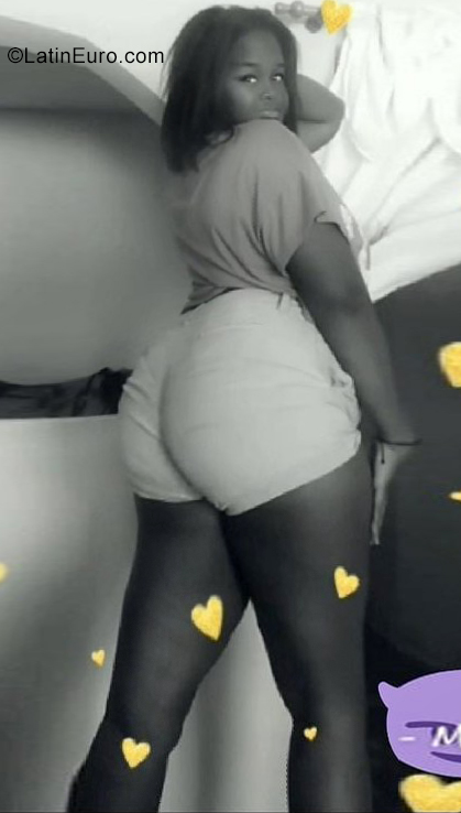 Date this funny Dominican Republic girl Johanna from Santo Domingo DO39442