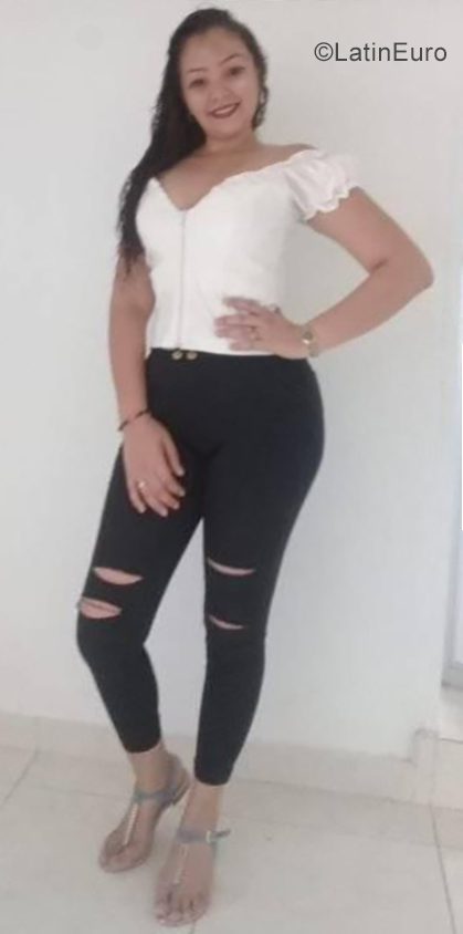 Date this passionate Colombia girl Gabriela from Santa Marta CO25702