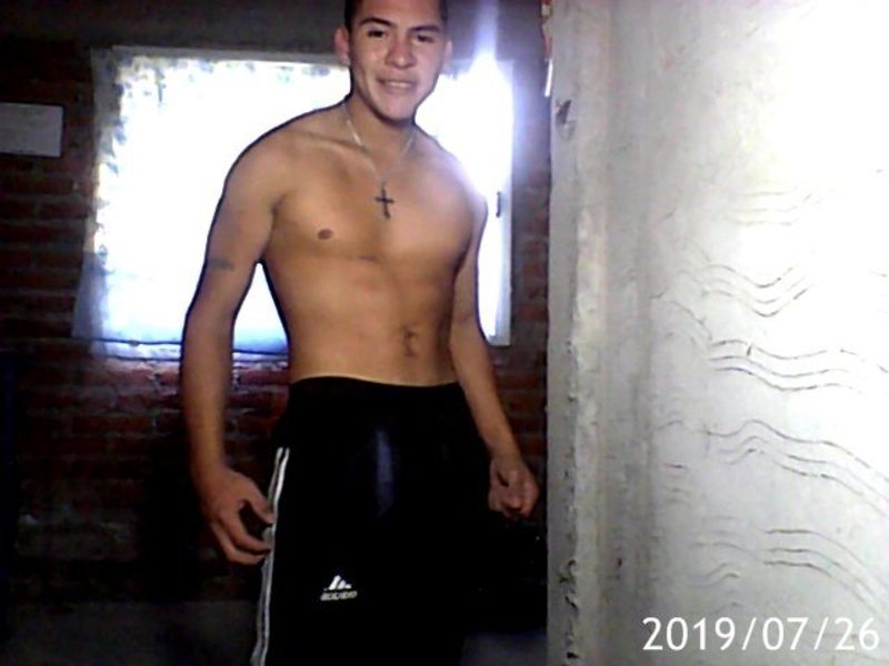 Date this sensual Argentina man Wosiii from San Salvador De Jujuy AR206