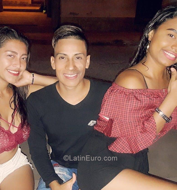 Date this tall Ecuador man Ivan from Esmeraldas EC348