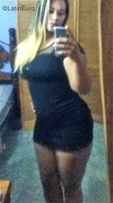 Date this fun Venezuela girl Andrea from Porlamar VE2578
