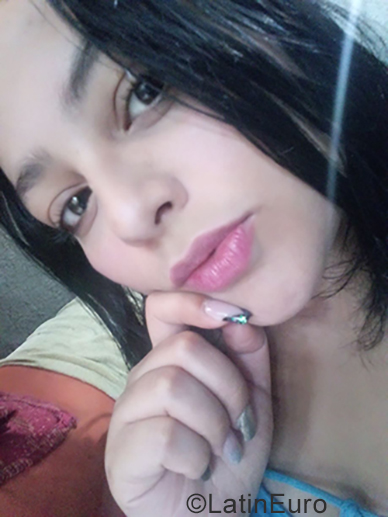 Date this hot Colombia girl Jen from Medellin CO25895