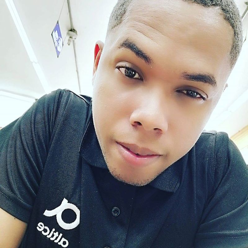 Date this young Dominican Republic man Luis mercedes from Santo Domingo DO35703