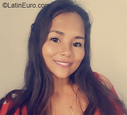 Date this fun Colombia girl Ana from Bucaramanga CO25924