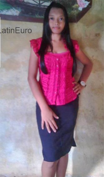 Date this funny Venezuela girl Genesis from Coro VE2637