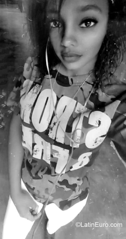 Date this pretty Dominican Republic girl Marisol from Samana DO35789