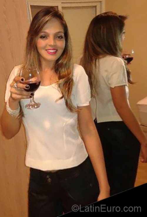 Date this sensual Brazil girl Sabrina from Braganca Paulista BR10913