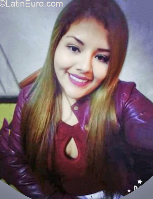 Date this pretty Peru girl Naty from Lima PE1429