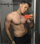 athletic Colombia man Duvan from Bucaramanga CO25988