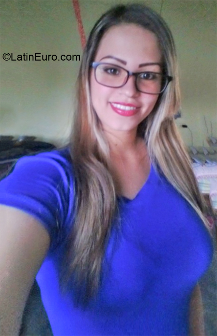 Date this hot Venezuela girl Roibary from Anaco VE2692