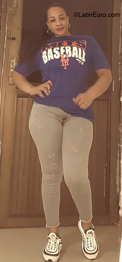 Date this good-looking Colombia girl Ana maritza from Buenaventura CO26053