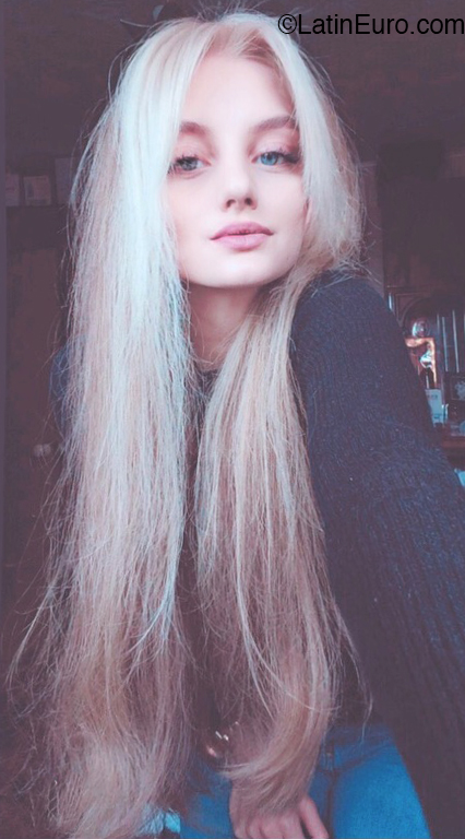 Date this young Ukraine girl Niteri from Odessa UA85