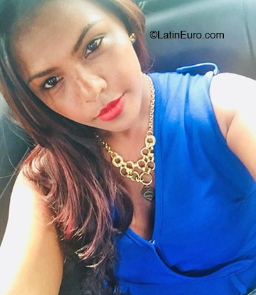 Date this tall Dominican Republic girl Ana from Santo Domingo DO36065