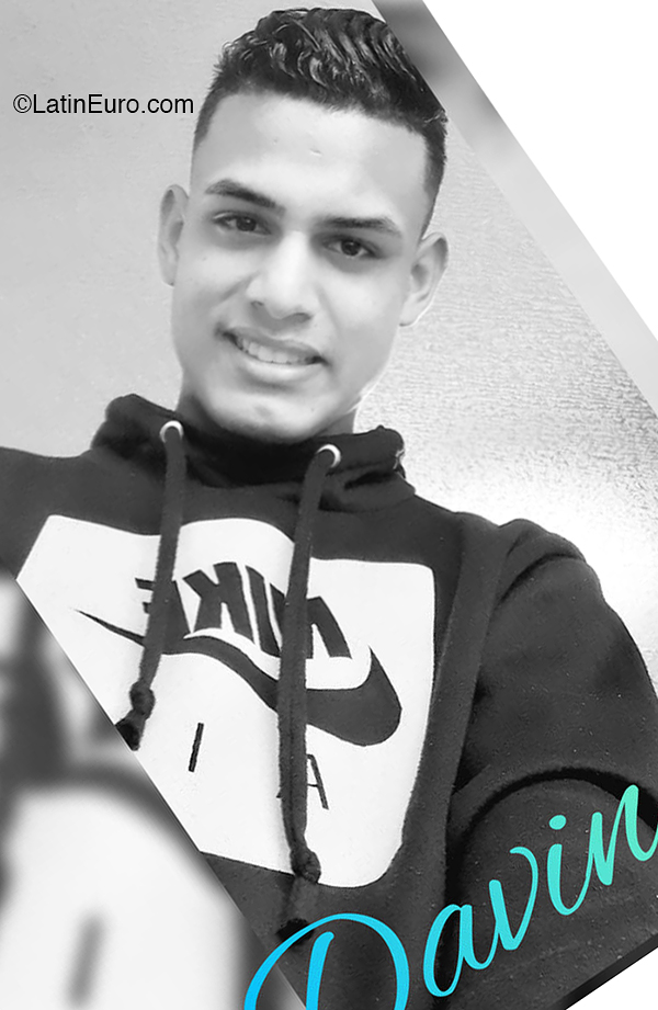 Date this foxy Venezuela man Dave from Maracay VE2709