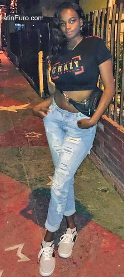 Date this tall Colombia girl Leidy from Cali CO26073