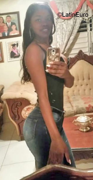 Date this sultry Dominican Republic girl Marisol from Santo Domingo DO36216