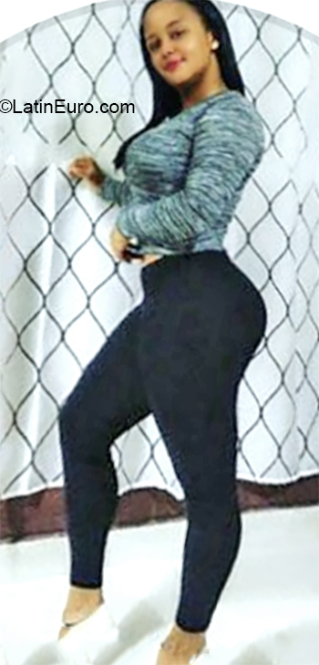 Date this cute Dominican Republic girl Yafreisie from La Romana DO36237