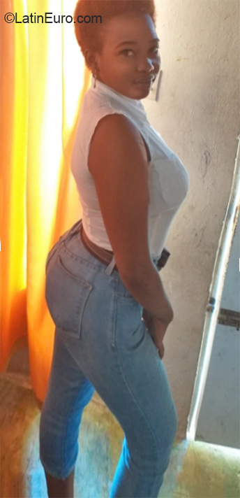 Date this exotic Dominican Republic girl Kate from Santo Domingo DO36281