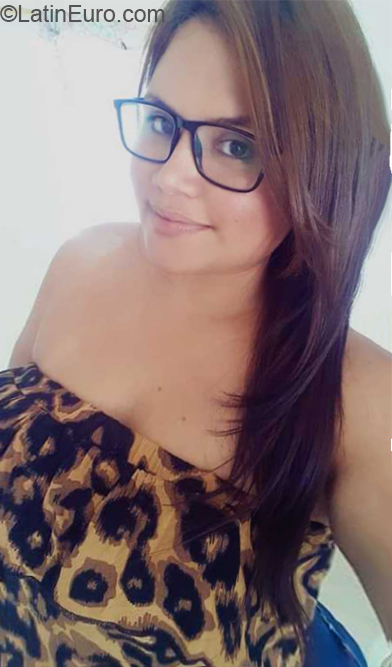 Date this delightful Colombia girl Laura from Barranquilla CO26731