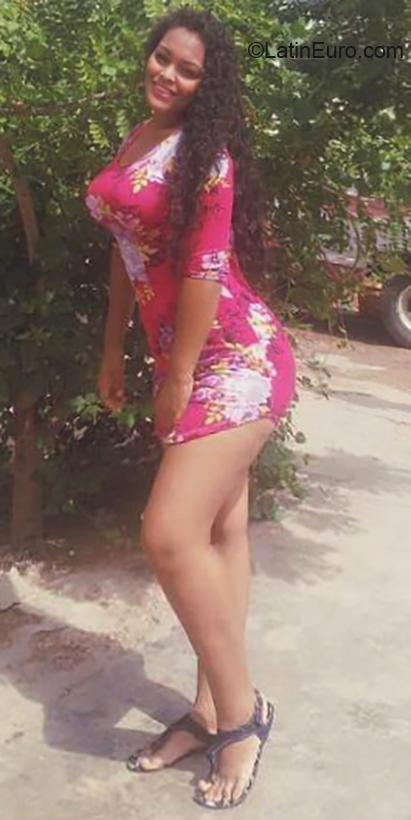 Date this cute Venezuela girl Wilmery from Falcon VE2776