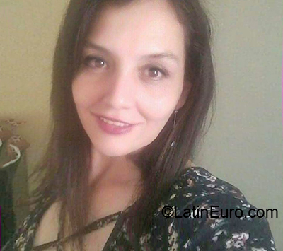 Date this tall Colombia girl Maria Fernanda from Bogota CO26298