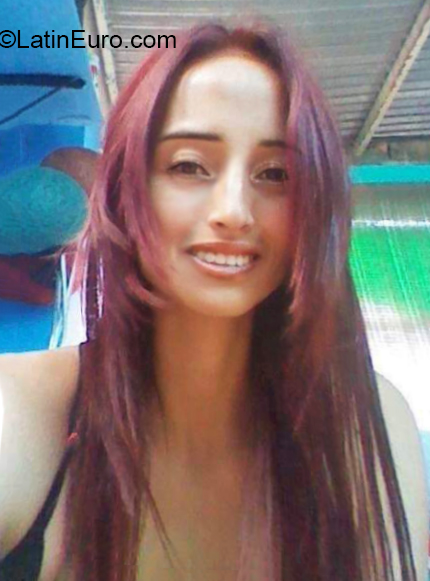 Date this hot Colombia girl Melissa from Bogota CO26365