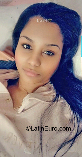 Date this exotic Spain girl Day20 from Madrid ES486