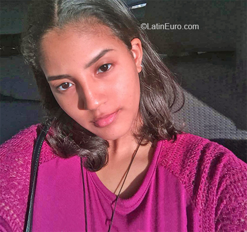 Date this georgeous Dominican Republic girl Jeimy from Villa Altagracia DO36906