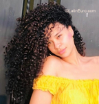 attractive Dominican Republic girl Nicole from Santiago DO37037