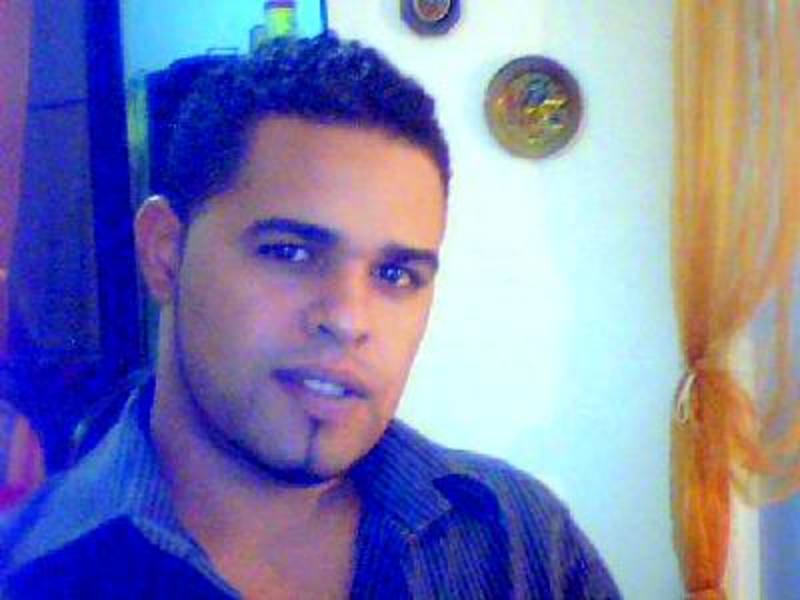 Date this good-looking Dominican Republic man CARLOS from La Vega DO37318