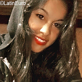 Date this athletic Argentina girl Dai from Buenos Aires AR335