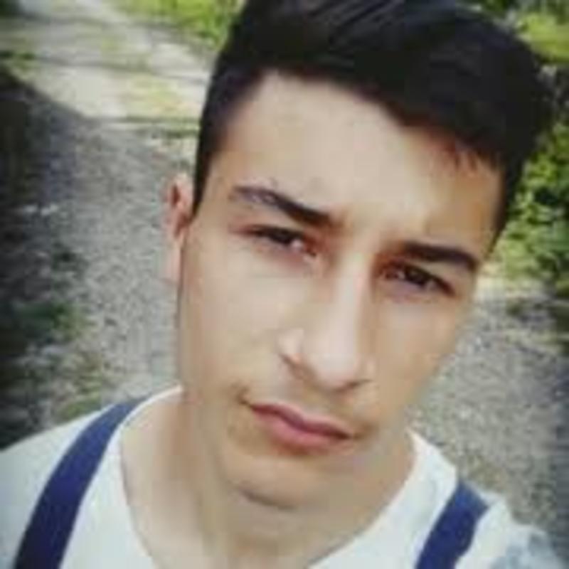 Date this nice looking Venezuela man Brayhan from San Felipe VE2994