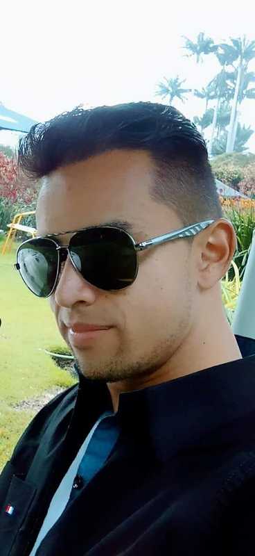 Date this hot Colombia man Eduard from Bogota CO26897