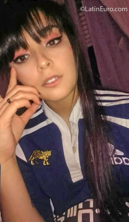 Date this young Argentina girl Jesica from Buenos Aires AR375