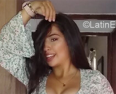 Date this happy Colombia girl Maria Fernanda from Medellin CO27255