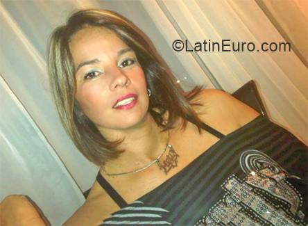 Date this voluptuous Venezuela girl Melisa from Barquisimeto VE3193