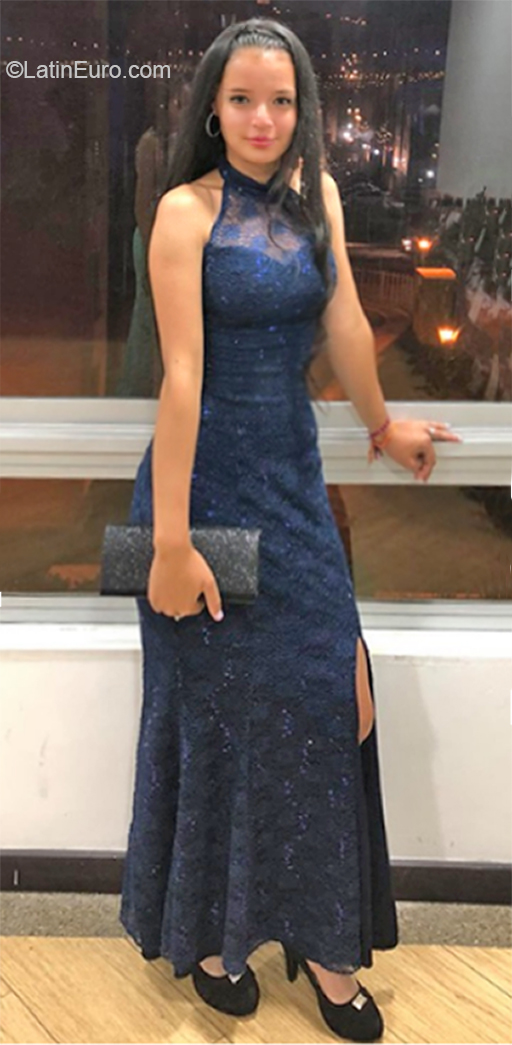 Date this gorgeous Colombia girl Brigitte from Soacha CO27361