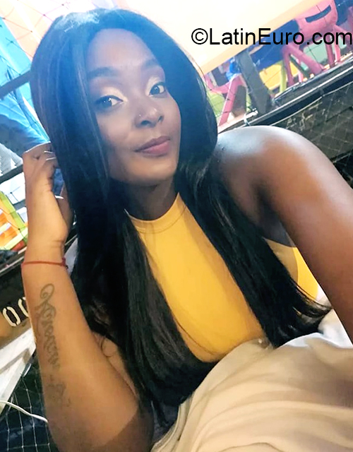 Date this exotic Colombia girl Mileidy from Cali CO27849